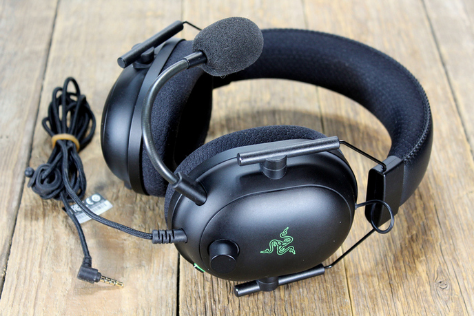 Razer Blackshark V2 headset